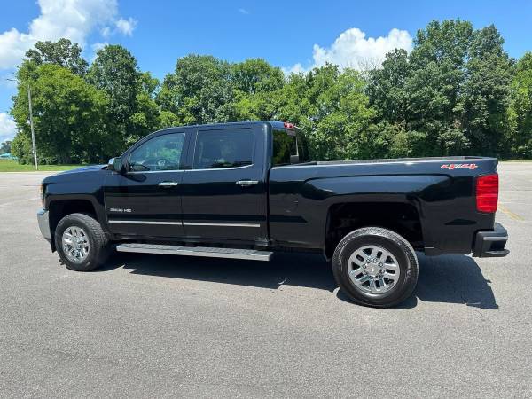 2019 Chevrolet Silverado 2500HD 6.6L LTZ Duramax Diesel - $39,900 (Nashville)63621460284801124
