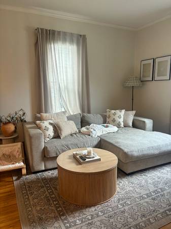 $1900.00 / 2br - 1100ft2 - Charming Updated Duplex in North East63797856908673123