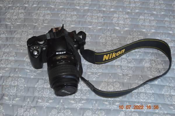 NIKON D40 DIGITAL CAMERA 1