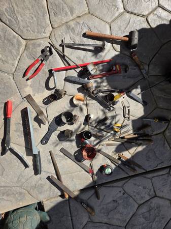 Multiple tools. Each one for $ 1~ 4 or all for 30 1