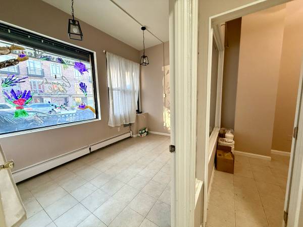 $1,950 / 500ft2 - 500 square foot office for lease (Astoria)64033459730947123