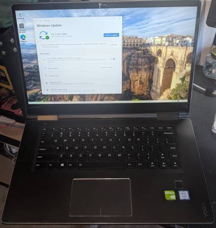 Ultraportable Laptop 1