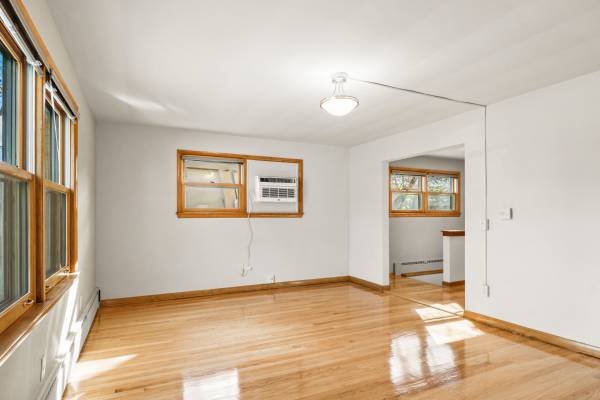 All new 3br. inc heat, wifi, garage, in unit laundry! NOW-7/31/26 1