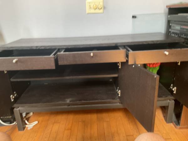 IKEA buffet table 1
