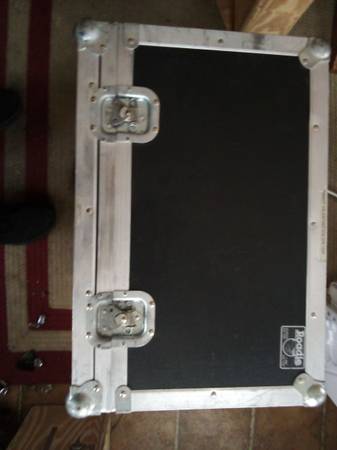 Slip Over Rack mixer plus 6space case 1