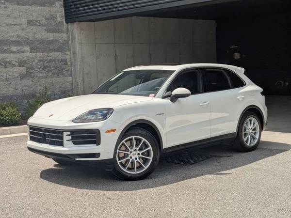 2025 Porsche Cayenne E-Hybrid AWD All Wheel Drive SUV Electric 1