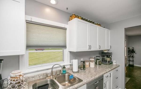 $675 / 1br - 720ft2 - Updated home with an attached garage (Elkhart)63935711681794123
