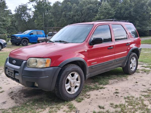 2002 Ford Escape Sport $3000 or best - $3,000 (Pace)63611906771585123