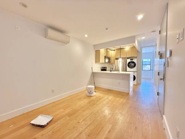 3 Bed 2 Bath w/d in unit 1