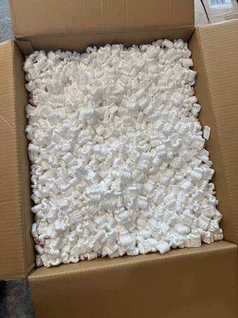 Packing peanuts - 10 boxes 1