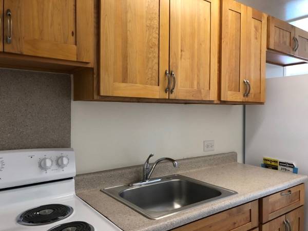 $1,550 / 1br - 480ft2 - Lower moving costs w/$1000 deposit on approved credit (McCully & Mōʻiliʻili)63686710404609120