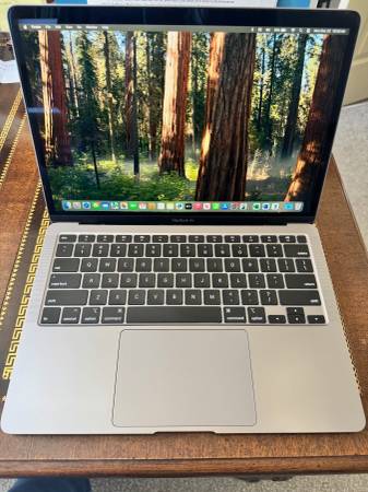 MacBook Air (Retina, 13-inch, 2020) 1