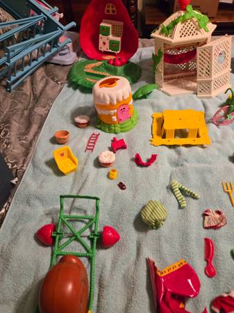 Strawberry Shortcake Doll Collection 1