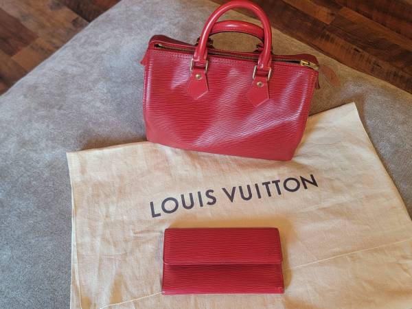 Authentic Louis Vuitton Epi Speedy 25 with Matching Wallet & COA 1