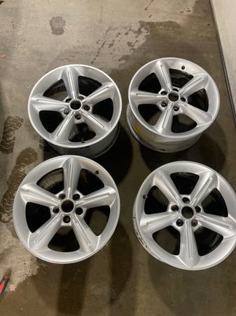 Mustang GT wheels. 19 inch 1