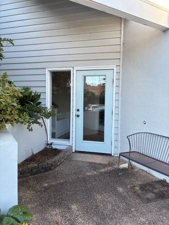 $4,500 / 1600ft2 - Office Space for Rent (James Island)64016107586817121