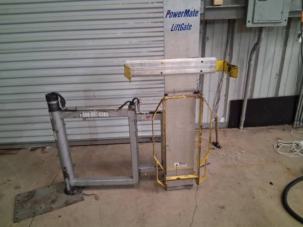 lift gate 1