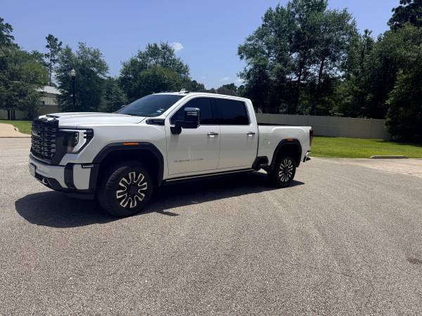 2025 GMC Sierra 2500HD Denali - Photo 2