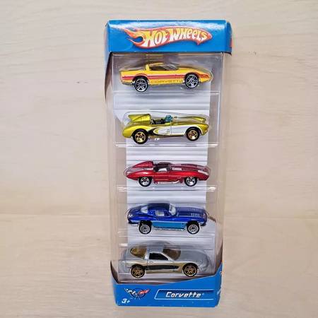 HOT WHEELS 2012 COLLECTOR CORVETTE 5 PACK NIB! PERFECT! 1