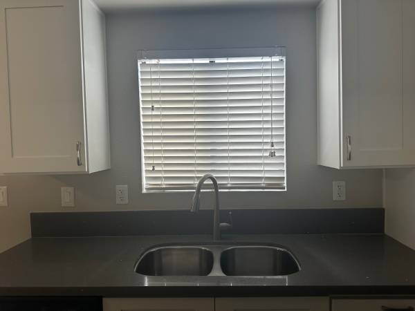 $1,810 / 1br - 745ft2 - 💸 Save $90/Month on This Renovated Beauty – $1,810! (Indio)63953071237378124