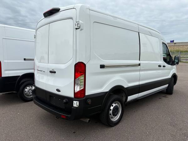 Furgoneta Ford Transit T250 de techo medio 2020 - $24,900 (rogers)63470777662465123