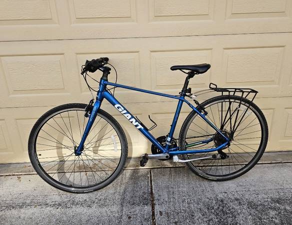 Giant Escape 3 (Medium) - Fresh Tune-Up + Extras ($230) 1