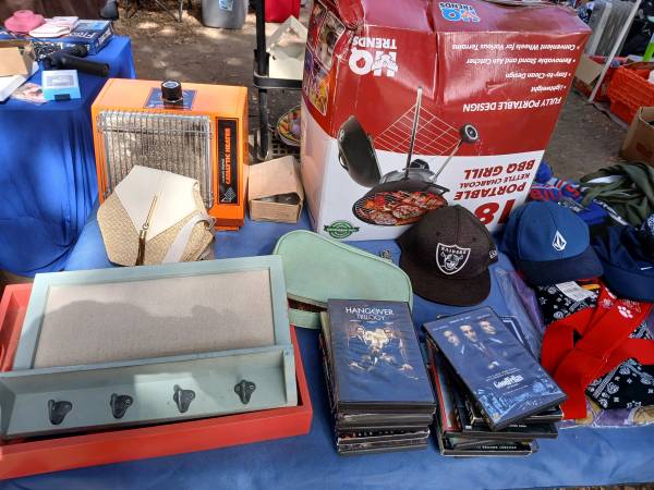 Yard sale photo