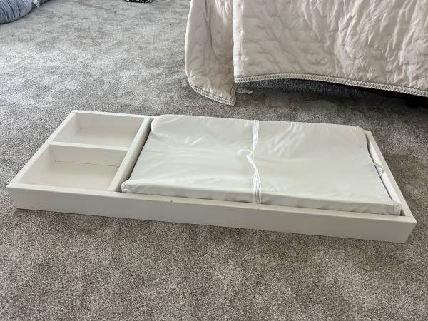 FREE Dresser top changing table 1