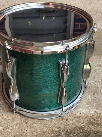 Yamaha Drum Kit 1