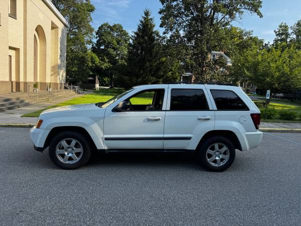 2009 Jeep Grand Cherokee 6 Cylinder AWD - $4,700 (Wappinger’s Fall’s)63436938248193122
