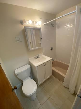 $1,950 / 999ft2 - Studio 1 Bath on Armington Street for Jan 1st 2026 Move in $1950/month (Allston)63690755290113122