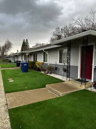 $2,400 / 2br - 950ft2 - 2 bedroom and 1 bath cottage style apartment close to downtown Concord (concord / pleasant hill / martinez)63852072847491123