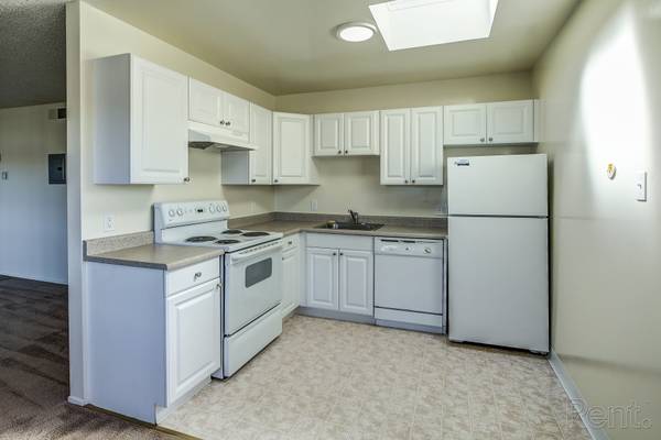 $2,534 / 1br - 753ft2 - Gestión en el lugar, transporte público, estacionamiento fuera de la calle (daly city)63824144260481123