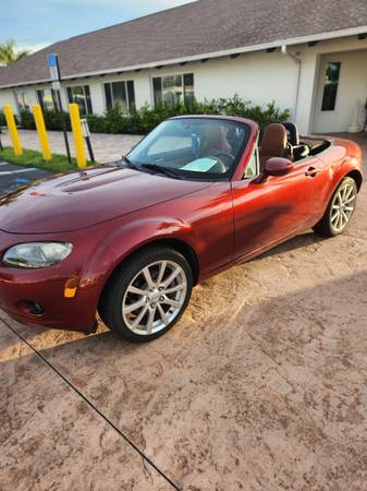 2007 Mazda Miata MX-5 descapotable 2D - $7.500 (Largo)63443116323331123