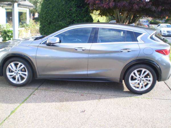 2017 Infinity QX30 Imaculate 1