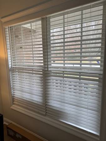 Blinds, Cordless 2" Faux Wood, White (2 each) 1