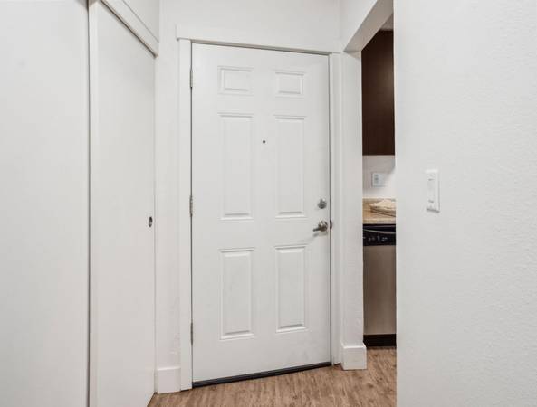 $1,495 / 2br - OBTÉN 50% DE DESCUENTO EN 1 MES - 2H - Gestión en el lugar - Amplia terraza para invitados (Halsey & I-84)63831398158849121