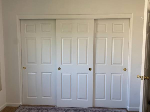 $1,050 / 1br - Room for Rent! Available Now! (hayward / castro valley)64045196519683124