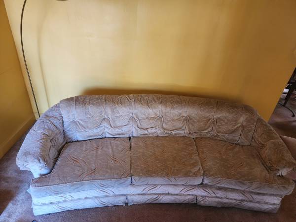 Free couch 1