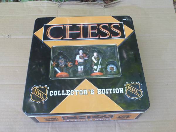 NHL Chess Set Collector’s Edition 2003 Hand Crafted Set in Metal Tin 1