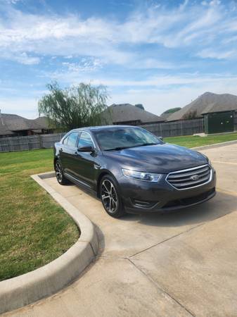 2016 Ford taurus sel 1