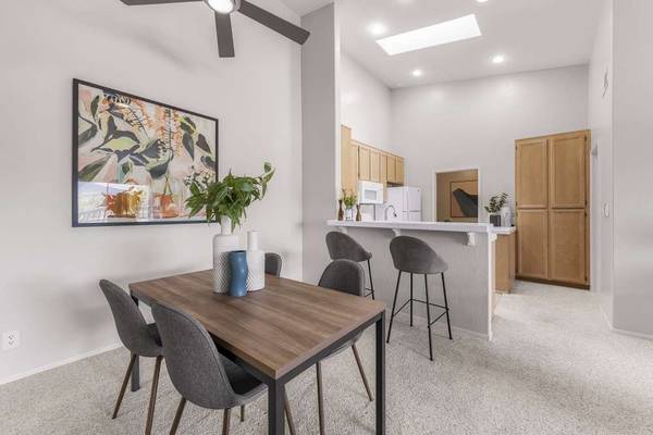 $2,946 / 2br - 900ft2 - San Diego CA, Refrigerador, 2BD 2BA (9870 Mercy Rd, San Diego, CA)63878583822721120