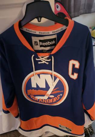 John tavares jersey 1
