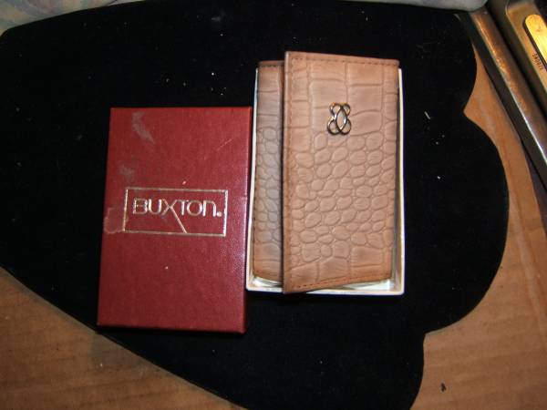 Vintage BUXTON Key-Tainer Holder Case 6 Key Organizer Leather new in b 1