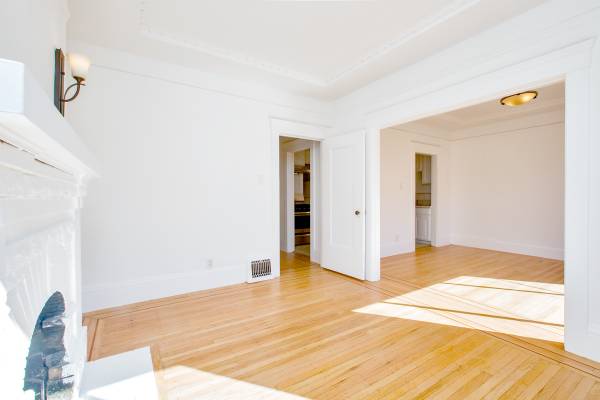 $4,200 / 2 hab - 1500 pies² - Apartamento grande en último piso con 2 bares - cocina/sala de estar/comedor (Richmond interior)63845956971777124