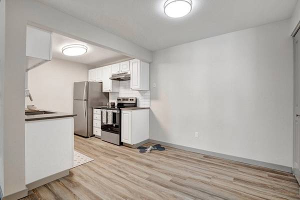 $1,795 / 1br - 644ft2 - A new perspective on living: 1 BR, 1 BA, 644 Sq Ft! (Mountlake Terrace)63786780364417121