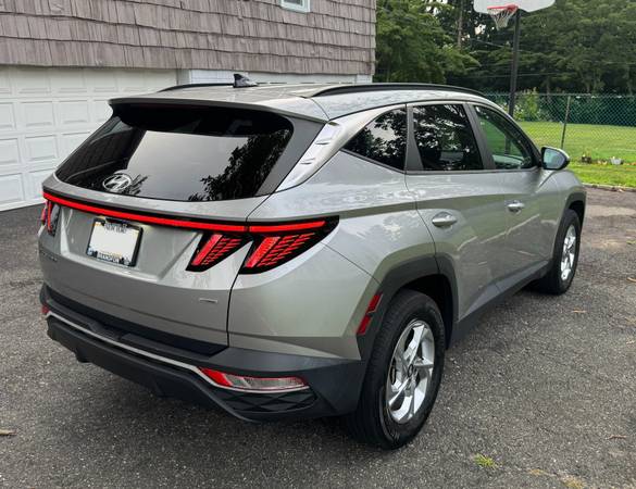 2022 Hyundai Tucson SEL AWD - $21,990 (Manhasset)63654714080513124