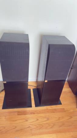 Jbl.  L3.  speakers 1