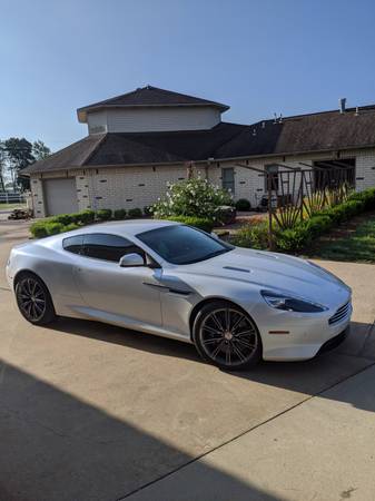 2012 Aston Martin Virage - $65,000 (Gravette)63612092536707122