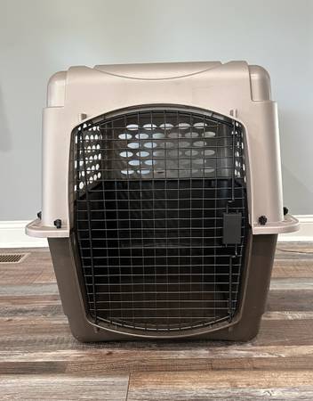 XL Dog Crate 1